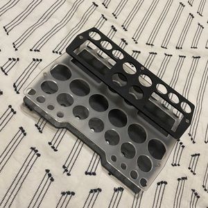 Vaping bottle organizer & vape holder